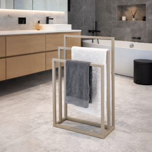 Stojak na ręczniki beżowy Stojak na ręczniki beżowy